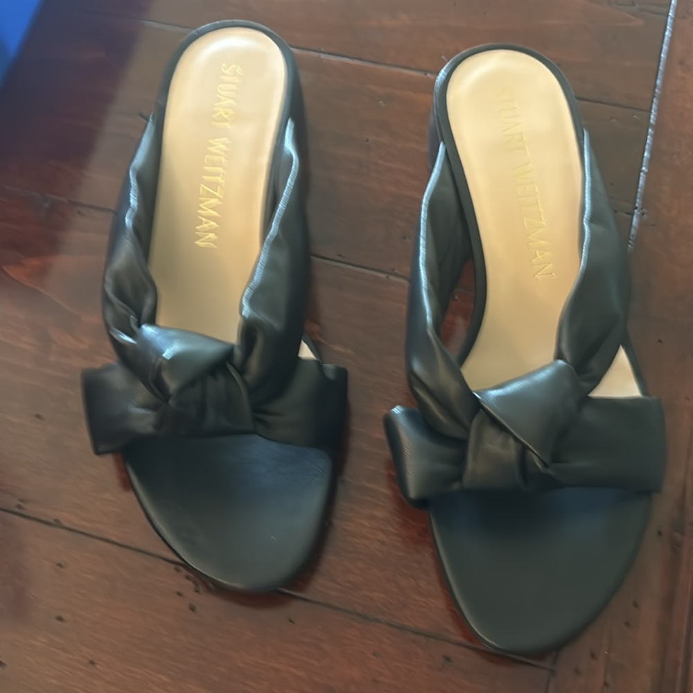 Stuart Weitzman Black Knot Sandals - Picture 2 of 4